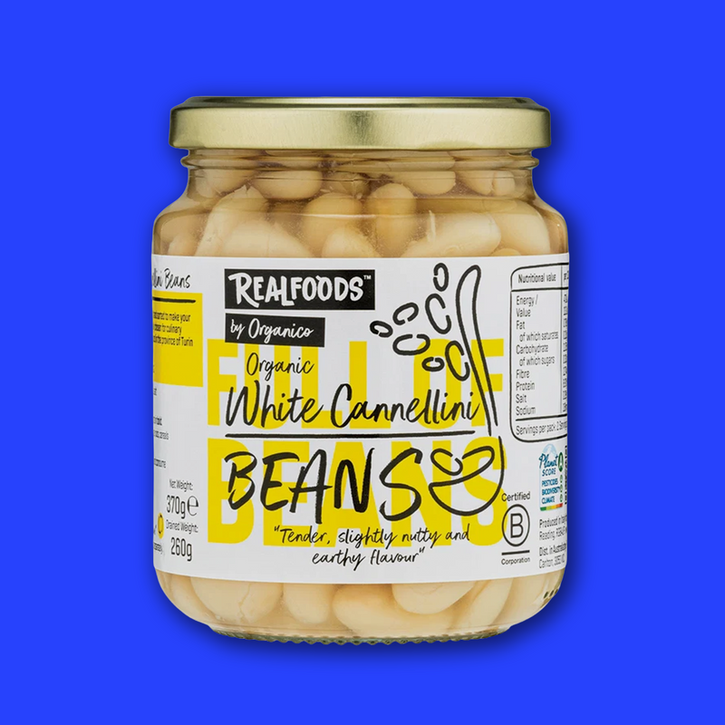 Organic white cannellini beans in water