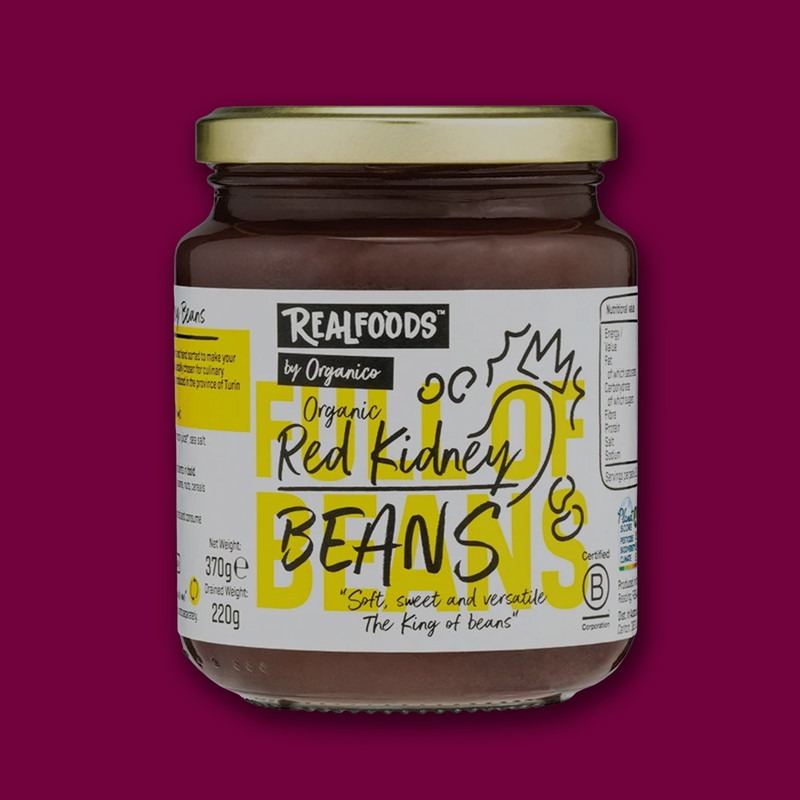 Organic red kidney beans in water