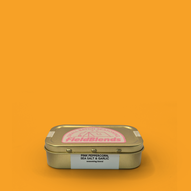 Pink pepper, sea salt and garlic seasoning