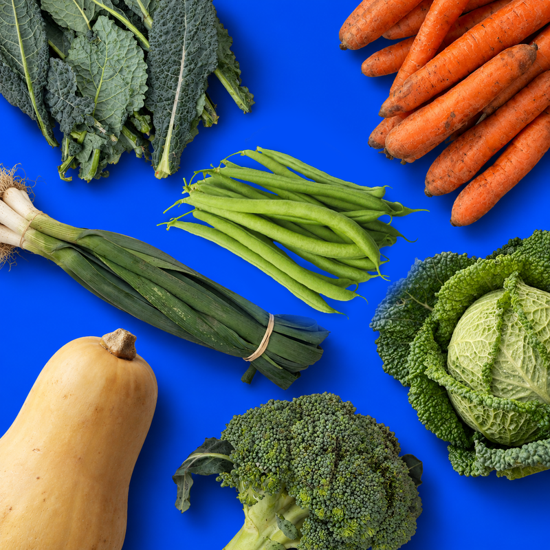 Small seasonal veg box